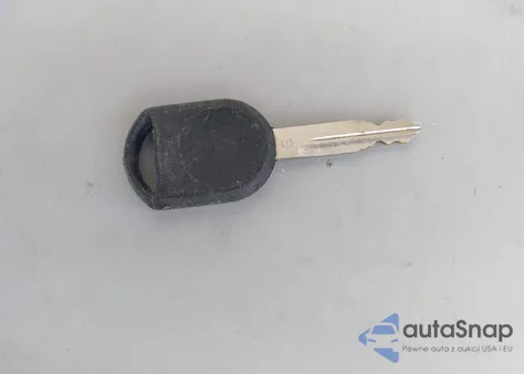 2005 Ford F150 из США, поврежденный, VIN 1FTRX14W35FB06812